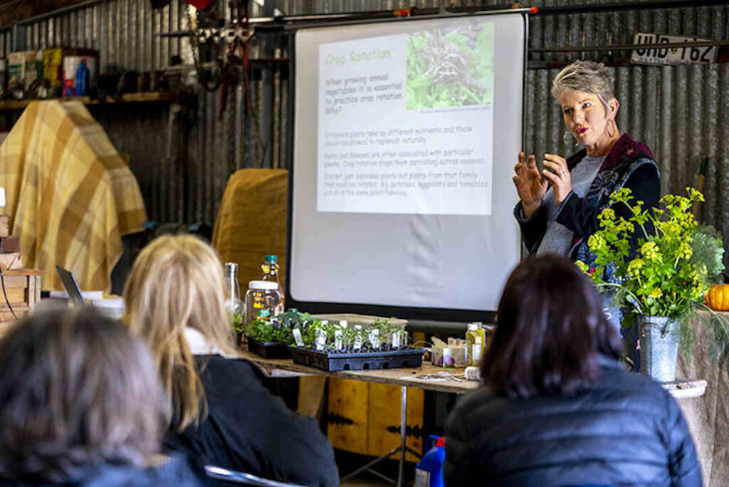 sophie-thomson-SPGardScratch0642-1080 Sophie Thompson public speaking